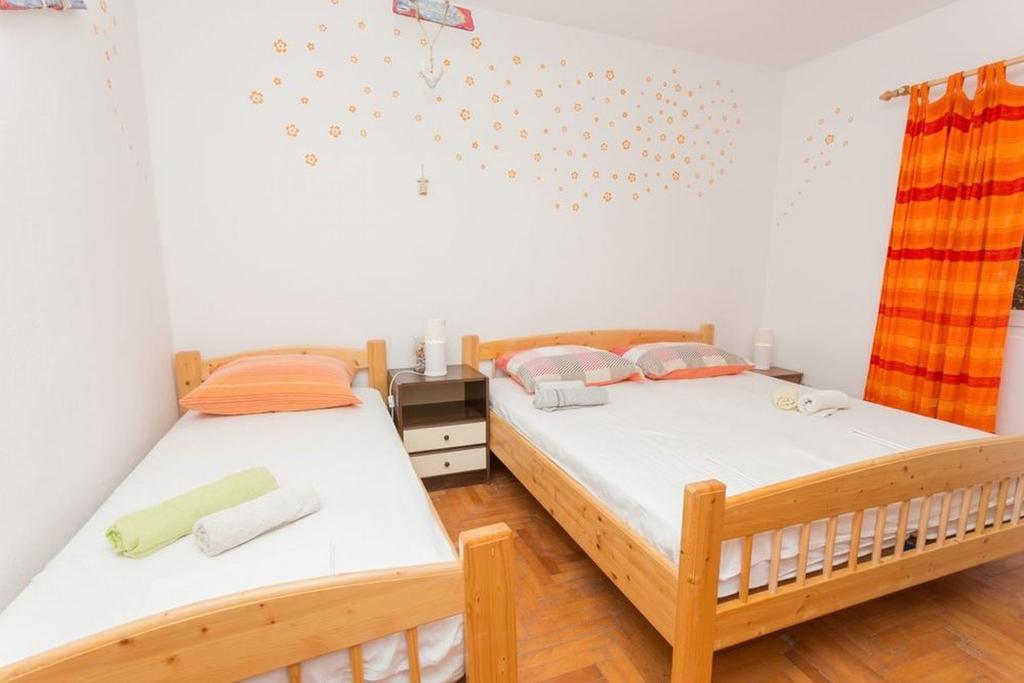 Apartamento Robinson Erina Zarače Exterior foto